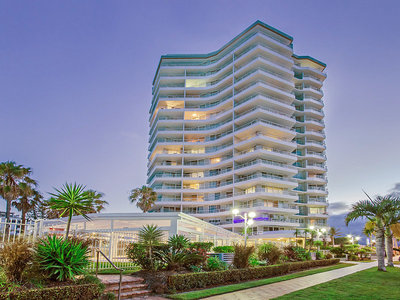 Level FL8 / 2 Nineteenth Avenue, Palm Beach