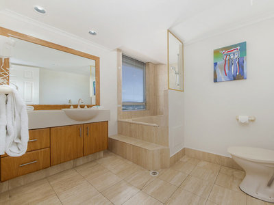 Level FL8 / 2 Nineteenth Avenue, Palm Beach