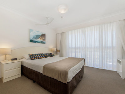 Level FL8 / 2 Nineteenth Avenue, Palm Beach