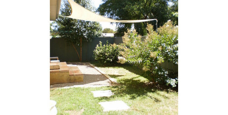 18 Clifton Street, Euroa