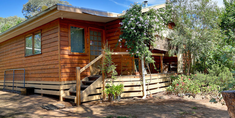 39 Hurley Street, Longwood