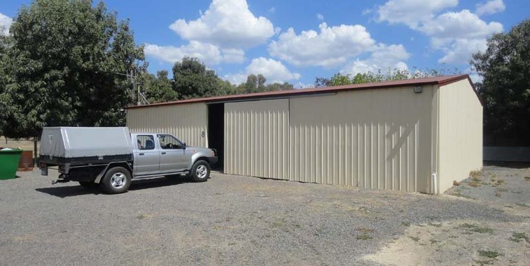 77 Shiffner Street, Violet Town