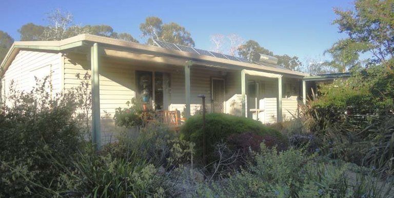 77 Hurt Street, Violet Town