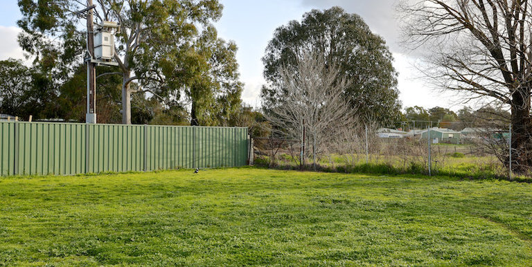 40 Weir Street, Euroa