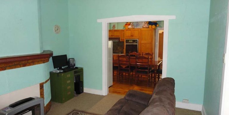 1 Dahlia Street, Violet Town