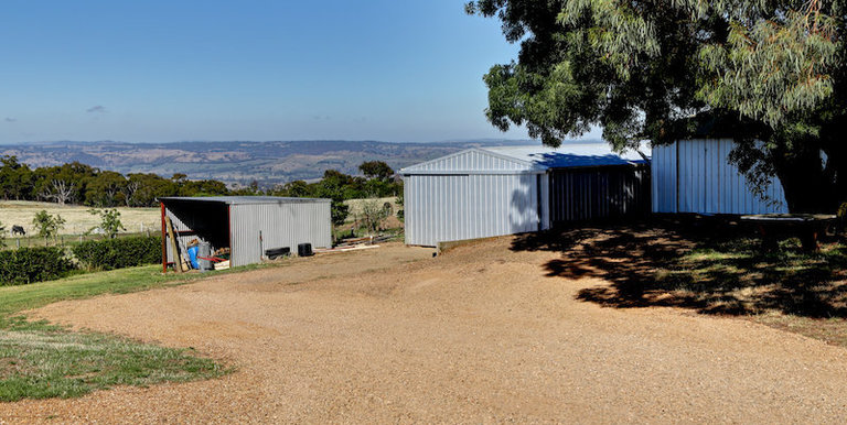 453 Kelvin View Road, Kelvin View