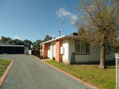 5a Fowler Street, Tallygaroopna