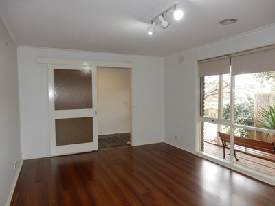 8 Nurla Court, Frankston