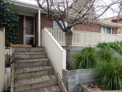 8 Nurla Court, Frankston