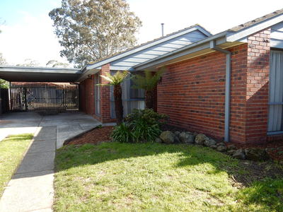 21 Lewisham Close, Hampton Park