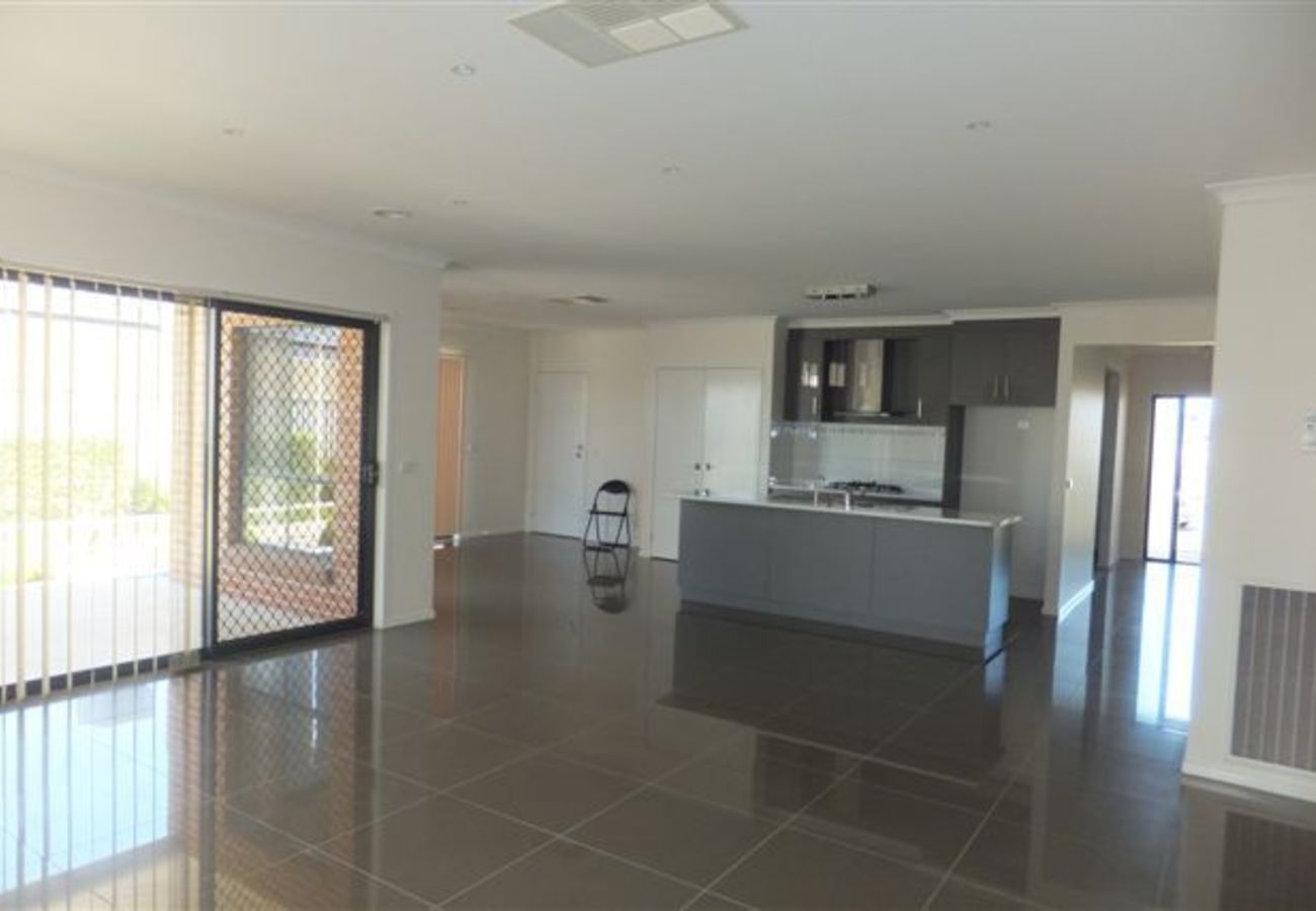 9 Rosemont Crescent, Shepparton