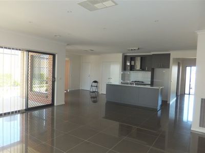 9 Rosemont Crescent, Shepparton