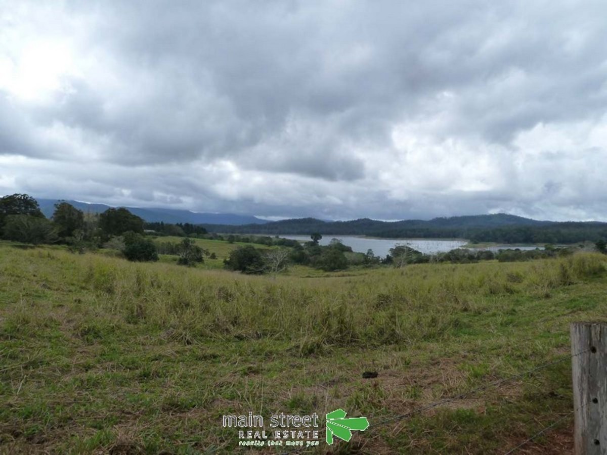 Lake Tinaroo