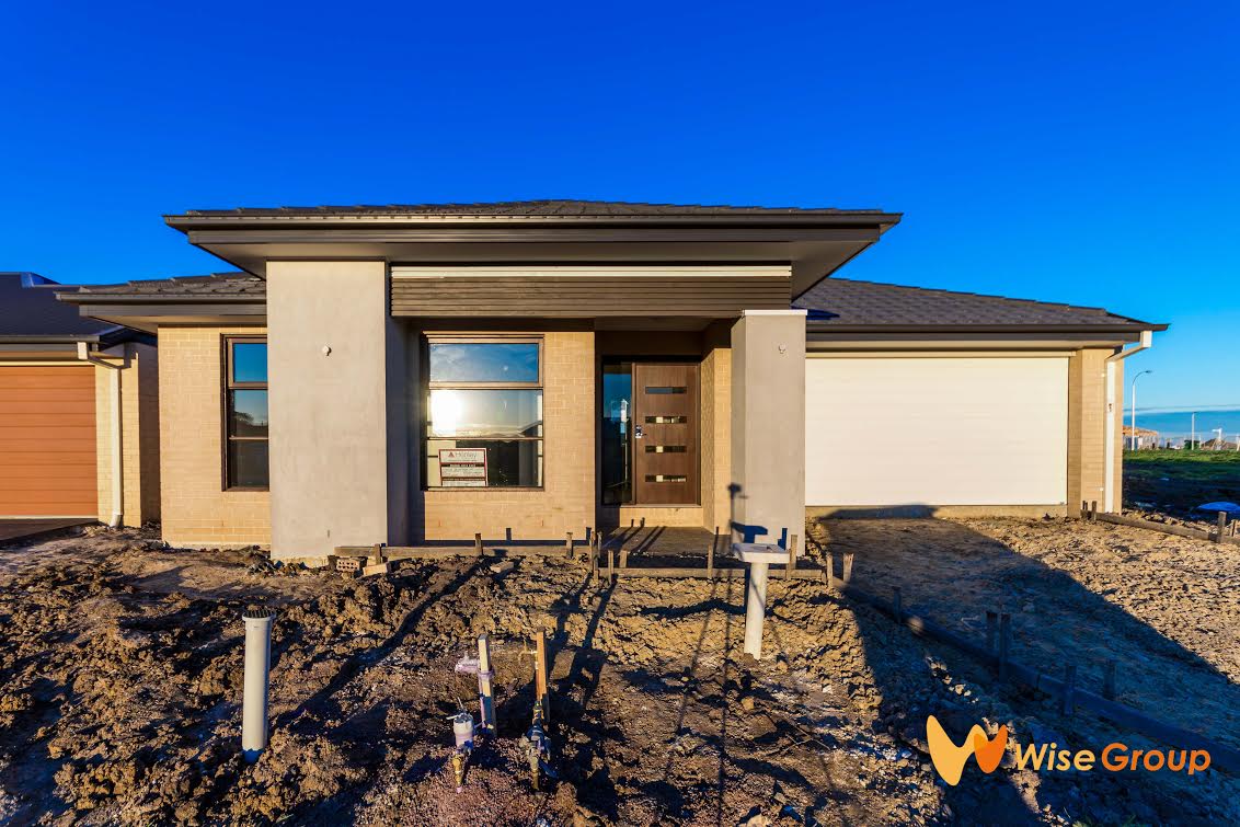 4 Walbrook Drive, Clyde North Wise Group