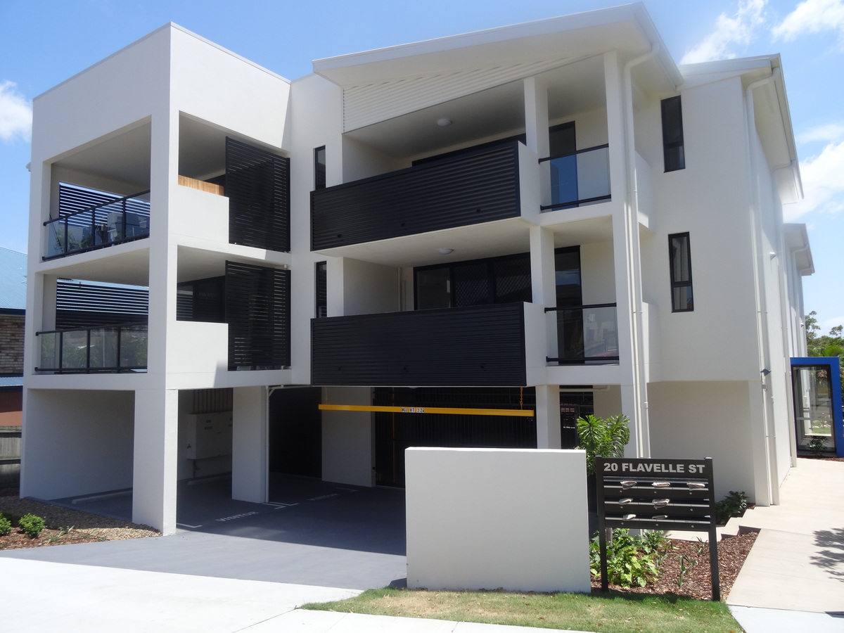 2 / 20 Flavelle St, Carina