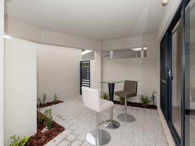 4/3 Orchid Street, Joondanna
