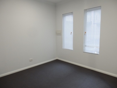 Unit 4/320 Walter Road West, Morley