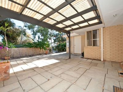 Unit 5/6 Conifer Close, Ballajura
