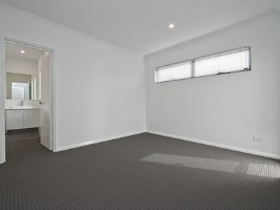 15B Narrung Way, Nollamara