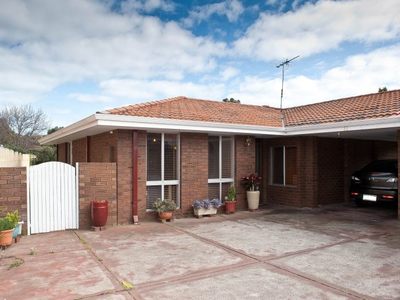 27B Risley Way, Carine