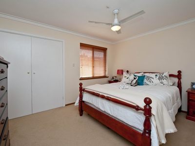 27B Risley Way, Carine