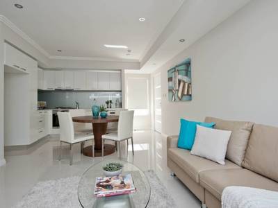 *2/10 Swanston Street, Yokine