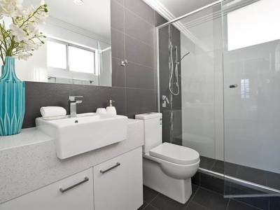 *2/10 Swanston Street, Yokine