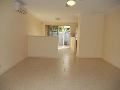 *43C Shelbred Way, Westminster