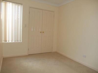 *43C Shelbred Way, Westminster