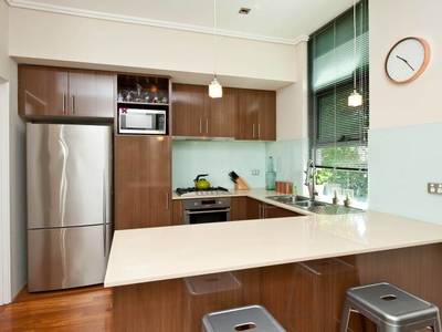 2/313 Oxford Street, Leederville