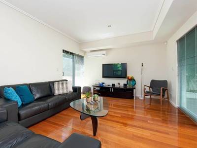 2/313 Oxford Street, Leederville