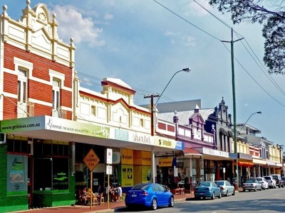 35 Tenth Avenue, Maylands