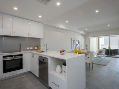 #2/95 Flora Terrace, North Beach