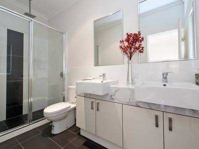 11C Woodchester Road, Nollamara