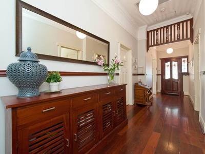 8 Dunedin Street, Mount Hawthorn