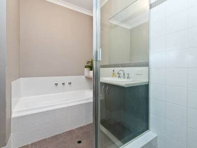 *27 Rye Place, Nollamara
