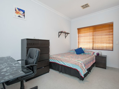 6 Meadowbank Gardens, Hillarys