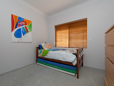6 Meadowbank Gardens, Hillarys