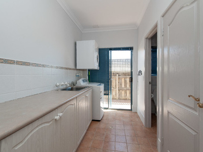 6 Meadowbank Gardens, Hillarys