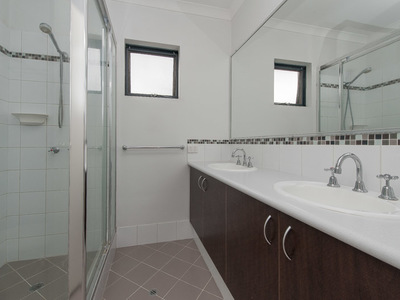 *29A Montrose Way, Nollamara