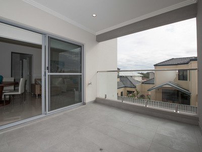 4/10 Swanston Street, Yokine