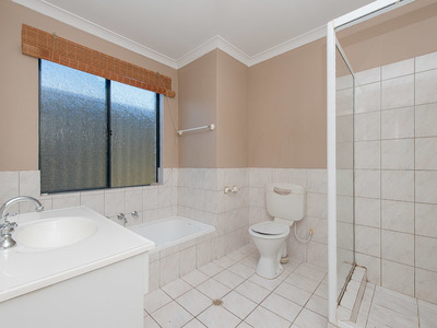 68 Burwood Rd, Balcatta