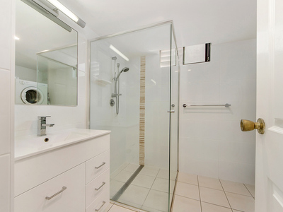 12 / 23 Garrick Street, Coolangatta