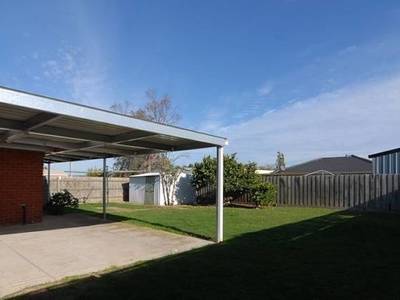 21 Lesley Drive, Hampton Park