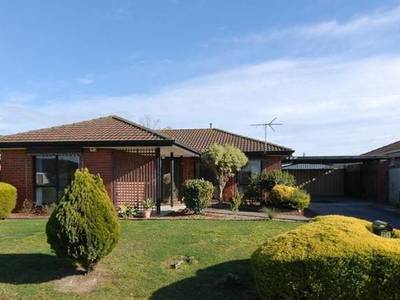 21 Lesley Drive, Hampton Park