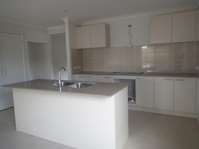 7 Canopy Drive, Cranbourne East