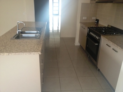33 Verdant Avenue, Officer
