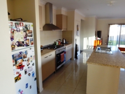 33 Verdant Avenue, Officer