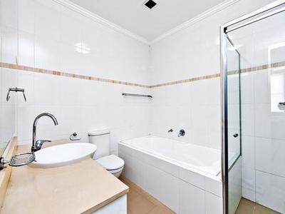 420 / 3 Bechert Road, Chiswick