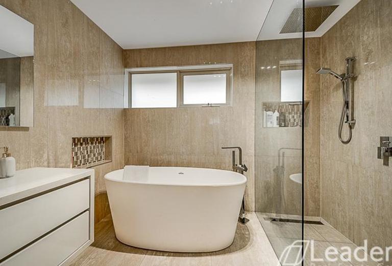 1 / 34 Sadie Street, Mount Waverley